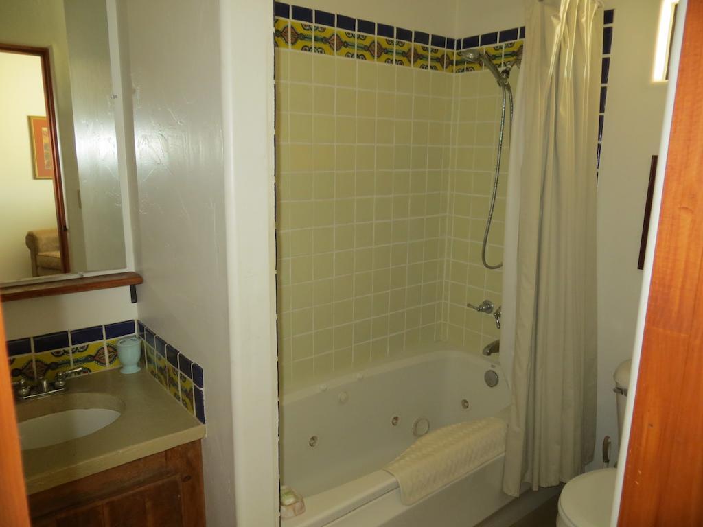 Rancho Milagro Bed & Breakfast Elgin Ruang foto